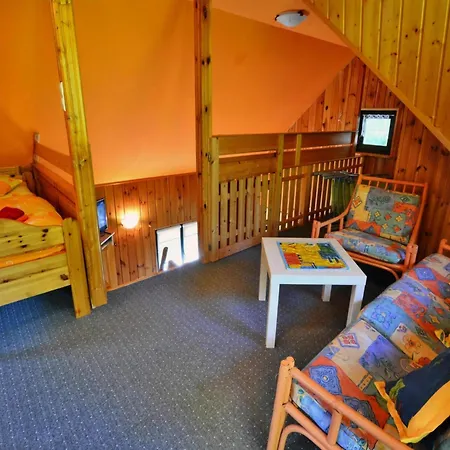 Vakantiehuis Comfortable On A Private Property,