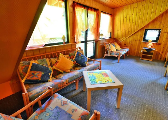 Comfortable On A Private Property, * Kolobřeh