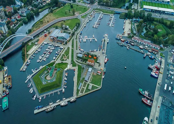 Comfortable On A Private Property, Kolobřeh