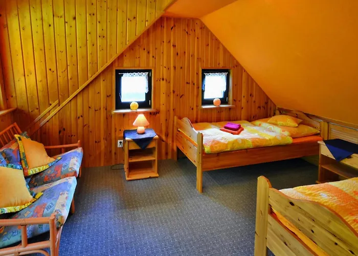 Comfortable On A Private Property, Prázdninový dům *